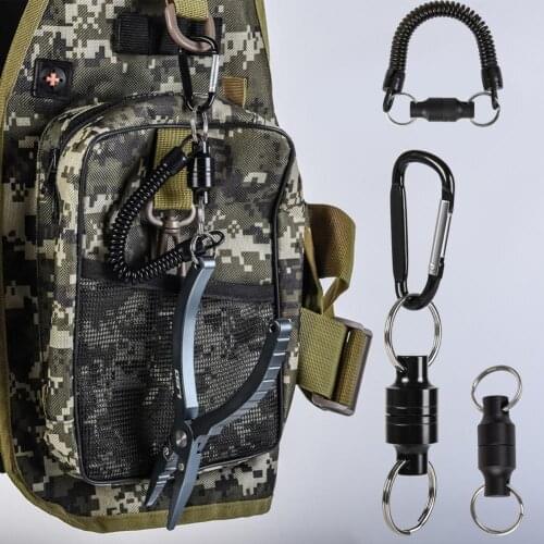 Outdoor Magnetic Retractable Fly Fish Grip Hanging Buckle Fishing Tool Accessories