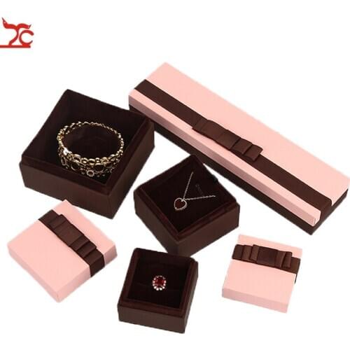 Bowknot Touch Paper World Cover Inside Velvet Jewelry Box Ring Box Necklace Box Bracelet Box Pendant Jewelry Packaging Box