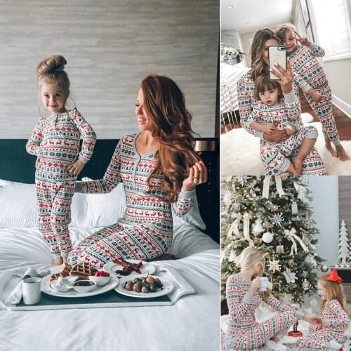 Christmas Matching Family Outfits Pajamas Daddy Mommy and Daughter Son Xmas Clothes Baby Romper 2 Piece Set Home Sleepwear