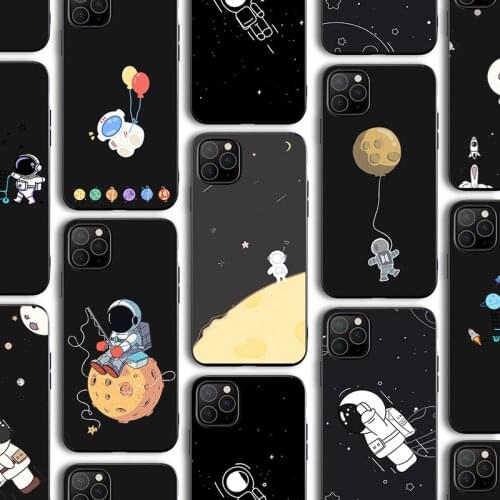 Luxury Funda Case for Iphone 12 Case for IPhone 12 11 Pro XR 7 X XS Max Mini 8 6 6S Plus SE 2020 Black Silicone Cute Astronaut