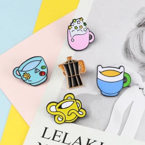 Fashion Coffee Cup Enamel Pin Cartoon Old Game Teacup Brooches Shirt Denim Bag Lapel Button Ppins Badge Jewelry for Best Friends