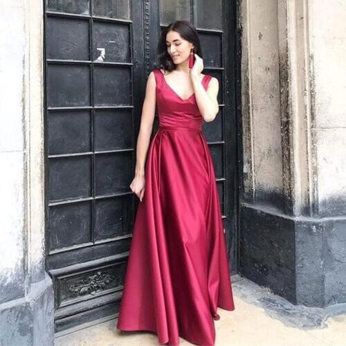Elegant Burgundy Prom Dresses V-neck Sleeveless A-line 2019 New Simple Formal Party Gowns Robe De Soiree Wedding Party Dresses
