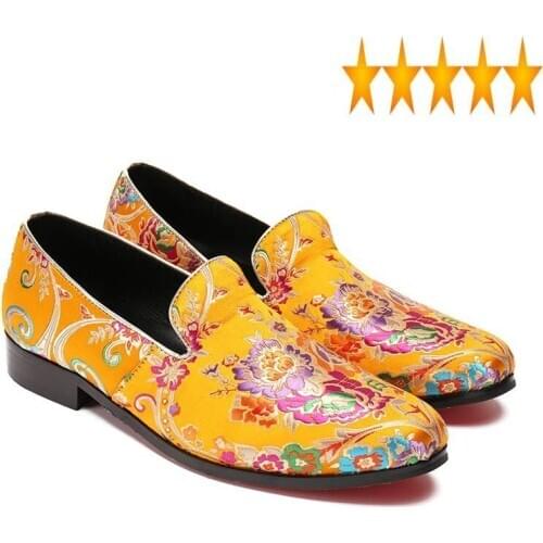 2021 New Men Embroidery Vintage Wedding Dress Shoes Slip On Loafers Folk Banquet Party Genuine Leather Chaussure Homme Plus Size