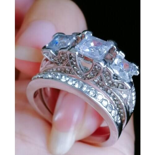 Luxury Jewelry Crystal Ring Set Trendy Inlaid Rhinestone Rings Set European and American Fashion Pair Ring Female Party Gift