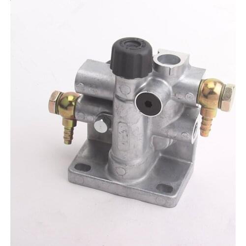 Suitable for Volvo EC210B excavator parts, hand oil pump, new oil-water grid seat 11110683 new seat