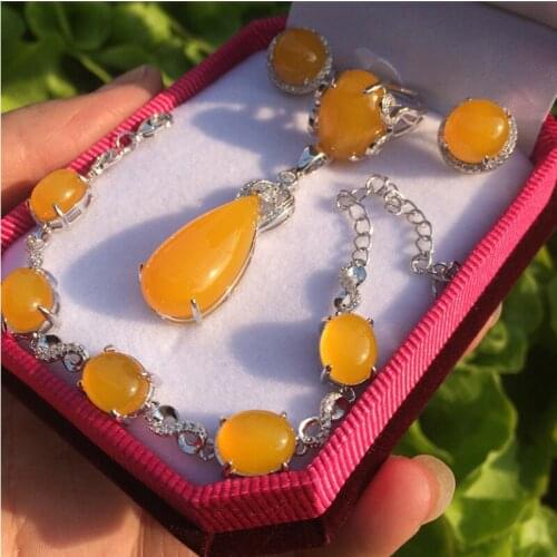 Explosion and Tian Biyu four sets of high-end atmosphere on the grade