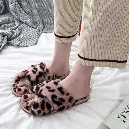 Home cotton slippers cross Fur Leopard slippers women winter Plush open toe fashion Korean warm cotton slippers