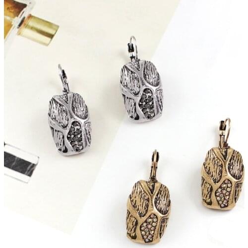 Leopard Wavy Geometric Crystal Earrings Personalized Honeycomb Color Rhinestone Earrings Female Bohemian Glamour Jewelry