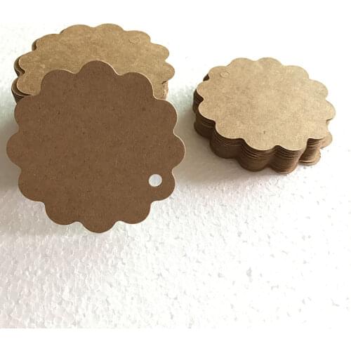 100Pcs Kraft Paper Blank Tags Brown Flower Shaped Label Luggage Wedding Note Blank Price Hang Tag DIY Kraft Gift 6.5X6.5cm