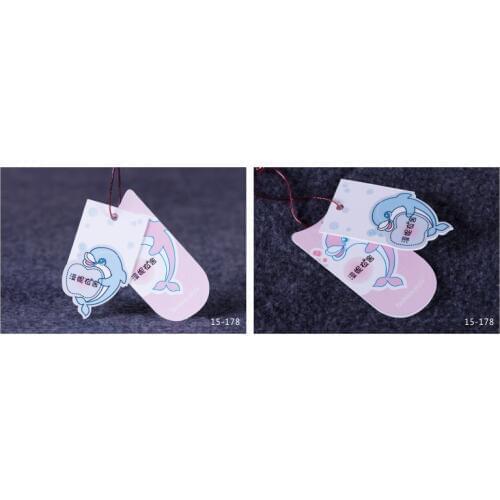 Wholesale Customize Letters Logo in Font Hang tag Logo Garment Label with free string customized Hang tags JYYJ005