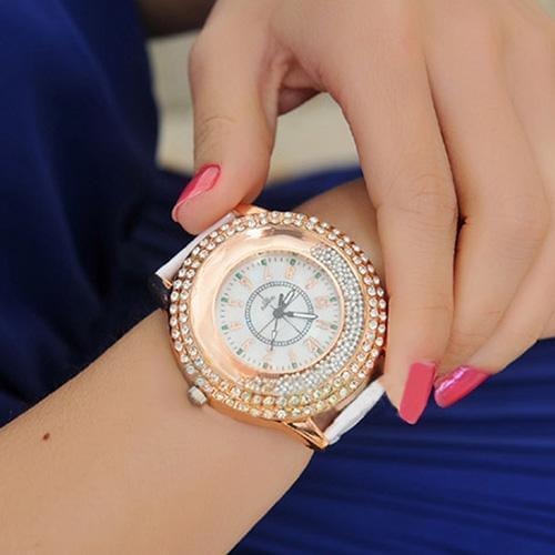 Ladies Watch Fashion Women Watch Faux Leather Band Shinning Rhinestones Beads Clock Quartz Wrist Watch reloj mujer