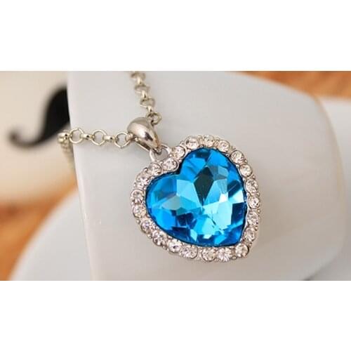 Titanic Heart of Ocean Necklaces for Women Peach Heart Blue Crystal Zircon Pendant Necklace Female Wedding Engagement Jewelry