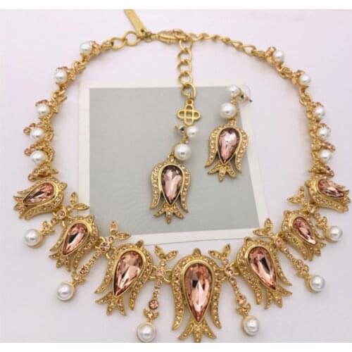 CSxjd Luxury Design tulip styling pearl Crystal gem short necklace Womens Necklace Earrings Jewelry Set