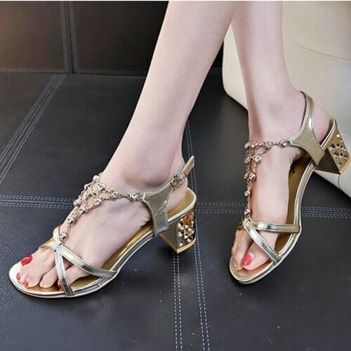 Chunky heel sandals for ladies, Korean fashion rhinestone solid color ladies sandals com sapatos de banquete ,2021 verão nova