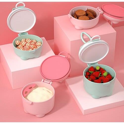 Newborn baby solid color portable storage box with spoon essential snack fruit baby food box children baby outdoor snack box