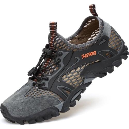 Breathable Water Shoes For Men Climbing Hiking Upstream Shoes Men Outdoor Beach Swimming Shoes Barefoot Sneakers sandals men