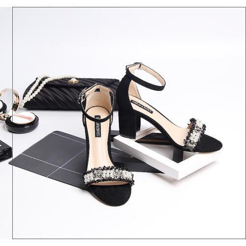 Summer new thick-heeled sandals fragrant wind buckle wrist strap with exposed toes casual Pearl Fairy Shoes