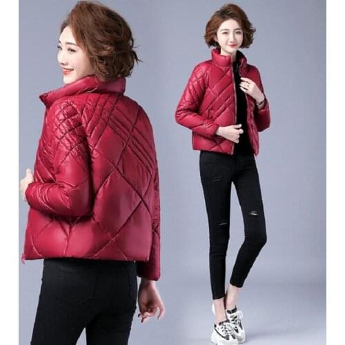 2021 winter Coat collar woman paragraphs short bread served A version of the loose coat diamond down jacket winter