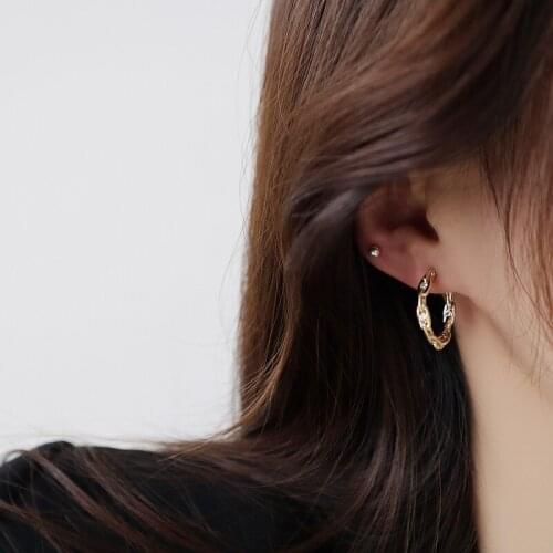 2020 New Trendy Hot Sale Womens Earrings Delicate Metal Round Punk Dangle Earring For Women Brides Party Jewelry Wholesale