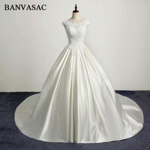 BANVASAC 2017 New Elegant Embroidery O Neck Wedding Dresses Sleeveless Satin Tank Crystals Court Train Lace Bridal Ball Gowns