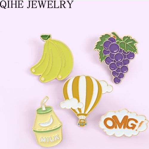 Cartoon Cute Fruit Enamel Pins Balloon Grape Banana Brooches Lapel Pin Backpacks Badge Jewelry Gift for Friends 2021 Wholesale