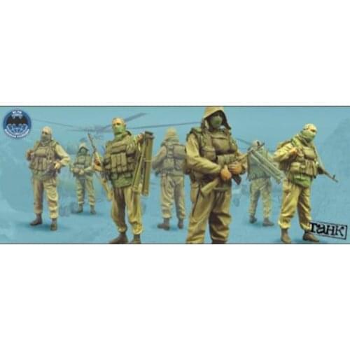 Unpainted Kit 1/35 Soviet soldiers include 4 Resin Figure miniature garage kit