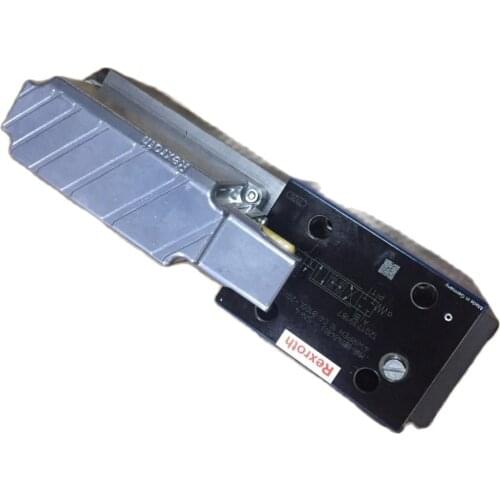 4WRPEH10C4B100L20/G24K0/A1M new rexroth valve 0811404803