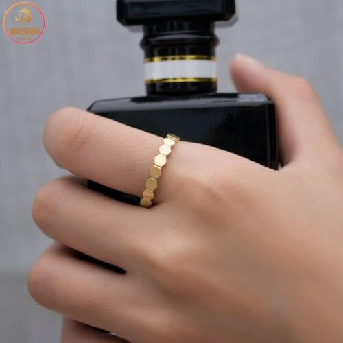 Akizoom Gold Color Hexagon Shape Rings for Women Stainless Steel Adjustable Open Size Finger Ring Wedding Fashion Jewelry Gift