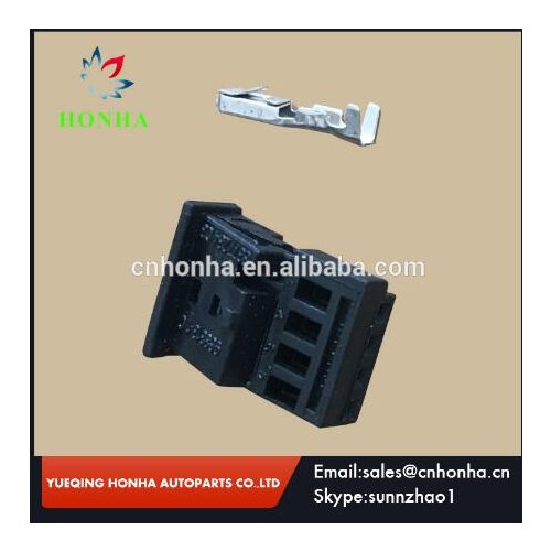 Free Shipping 4Pin female part Central locking plug, atmosphere light connector,968813-1