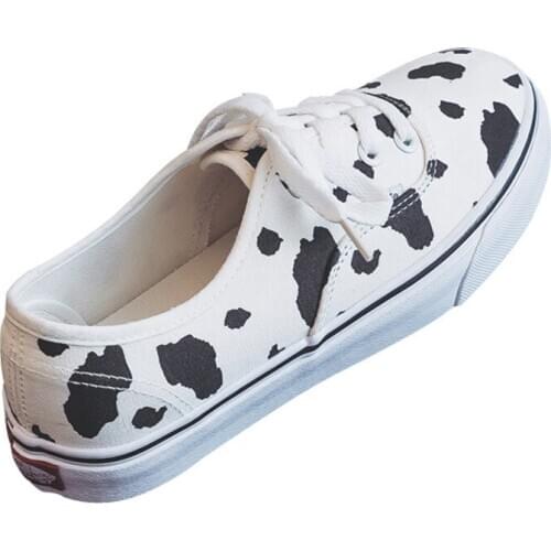 Womens shoes cow canvas shoes summer retro black and white fashion wild cloth shoes white shoes classic casual shoes 35-40
