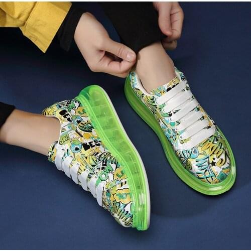 2021 mens shoes online celebrity casual wild white shoes trend Korean version of thick sole shoes trendy shoes old men