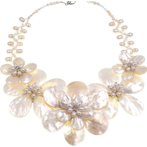 White sea shell flower + freshwater pearl necklace earrings