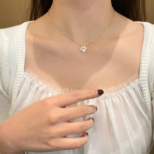 Bear Paw Pearl Necklace Web Celebrity Temperament Sweet Neck Chain Fashion Contracted Long Collarbone Chain Female Jewelry