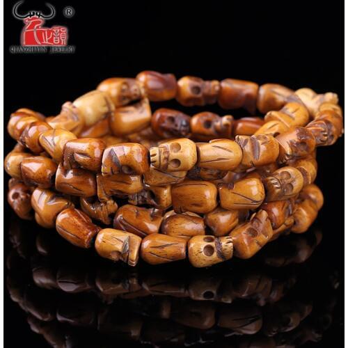 30PCS Handmade Carved Yak Bone Beads, Skull Antique Beads for Halloween Jewelry Making, Brown,8x11mm, Hole: 2mm