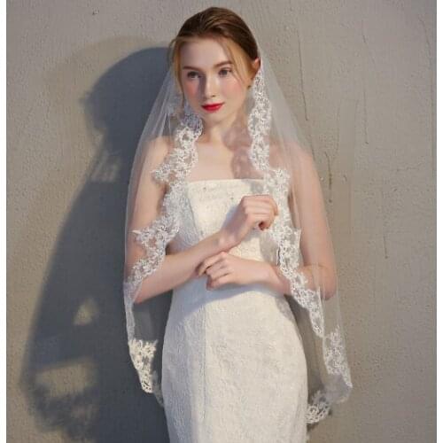 Lace Short Veils for Bridal Wedding Accessories Veil Tulle Ivory One Layers Charming Wedding Fascinator With Comb