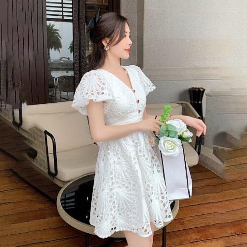 Hollow Out Summer Mini Dress Women V-Neck Puff Sleeve White Party Dress Crochet Red Buttons Ball Gown Korean High Waist C030
