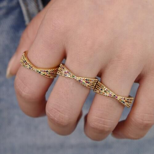 New simple Pattern Twisted classic wave Ring Micro paved rainbow Cubic Zirconia Gold Tail Ring Fashion Women Accessories jewelry