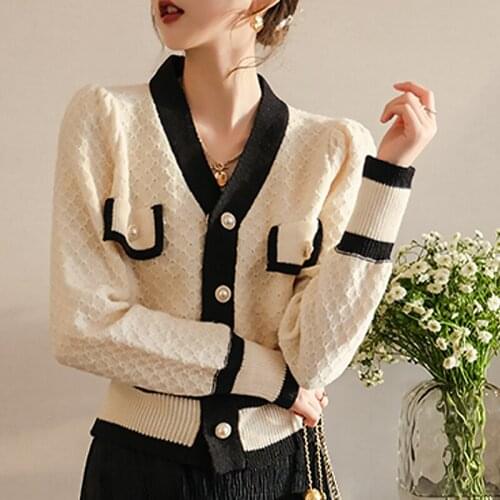 Single Breasted Knitted Sweater Women V-Neck Long Sleeve Casual Knitwear Jumpers Pearls Buttons Vintage Korean Cardigans M120