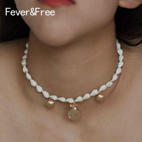 Fever&Free Handmade Female Gold Shell Cowrie Necklace Bohemian Natural Freshwater Conch Statement Necklace Elegant Jewelry Gift