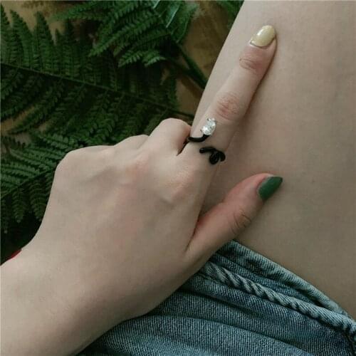 2021 New Design Vintage Black White Metal Snake Rhinestone Open Adjustable Rings Irregular Trendy Jewelry for Women Party Gifts