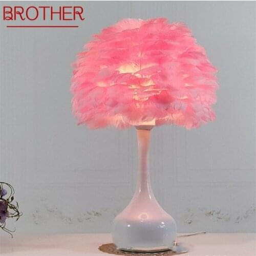 BROTHER Creative Table Lamps Contemporary Red Feather Desk Lights for Home Living Bed Room Decoration