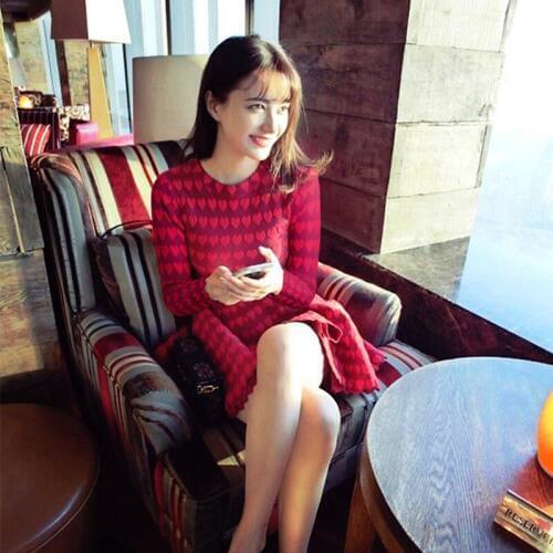 Korean version of the 2018 spring new womens Slim long sleeve knitted love red dress temperament short-sleeved red dress