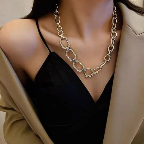 U-Magical Hiphop Hollow Metallic Chunky Chain Pendant Necklace for Women Exaggerated Rhinestone Necklace Jewelry Accessories