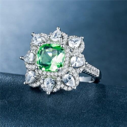 Womens Fashion 925 Silver Color Ring Elegant Luxury Green Gemstone Flower Jewelry Wedding Engagement Party Ring Gift Size 5-11