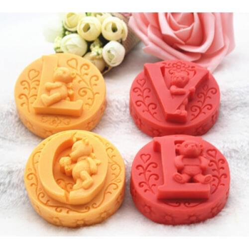 LOVE Bear cake mould Silicone soap mold baking tools