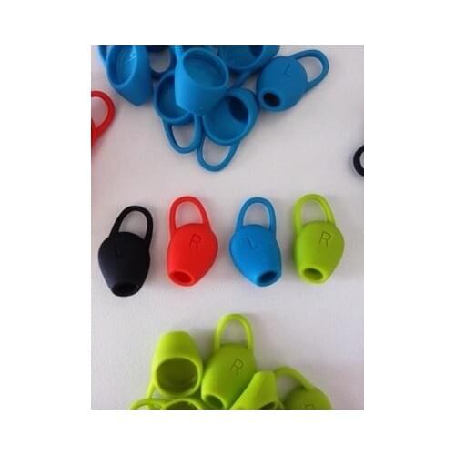 2pcs replacement silicone ear tips buds earbuds eartips For BB FIT headphone BACKBAET FIT earphone