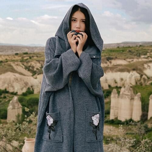 IRINAW249 New Arrival Autumn 2018 cute yarn ball embroidered pocket vintage oversized long knitted cardigan coat women
