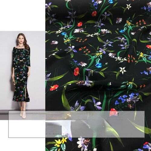 Elegant floral print black background heavy crepe silk digital printing fabric natural mulberry silk high fashion textile fabric
