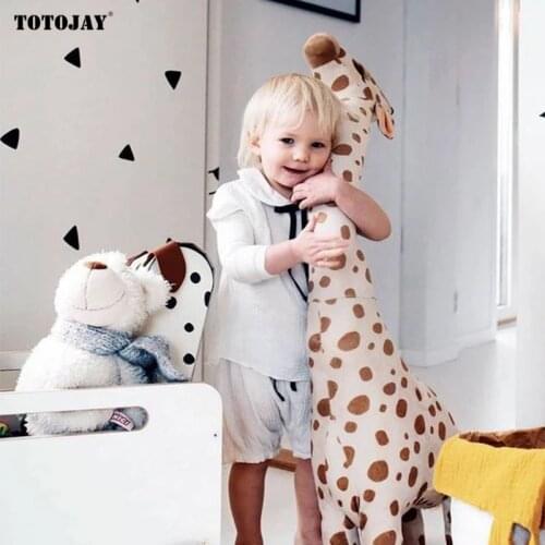 New 65cm Cartoon Giraffe Plush Toy Baby Accompany Doll Kids Toys Bedroom Decor Stuffed Animal Dolls for Christmas Birthday Gift