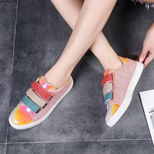 2021 New Arrival Fashion Sneakers Women Bling Flats Shoes Ladies Outdoor Walking Shoes Woman Gold Glitter Ladies Shoes
